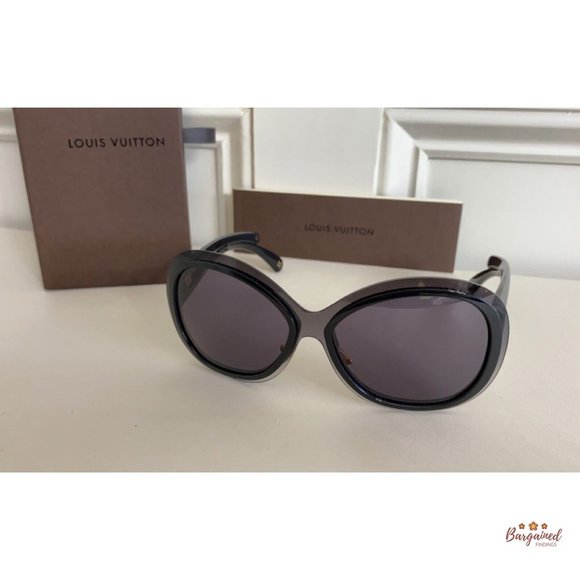 Authentic LOUIS VUITTON Black Acetate Flore Carre LV Logo Sunglasses Z0453U - Picture 10 of 12